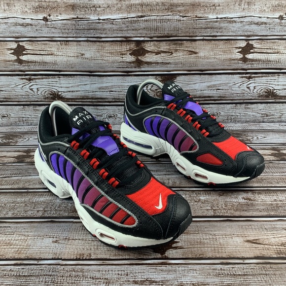 black air max tailwind iv sneakers